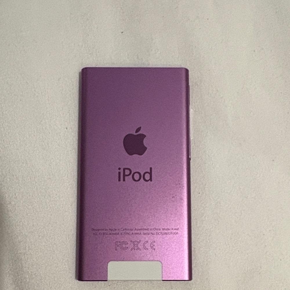 Apple iPod in Rich Purple